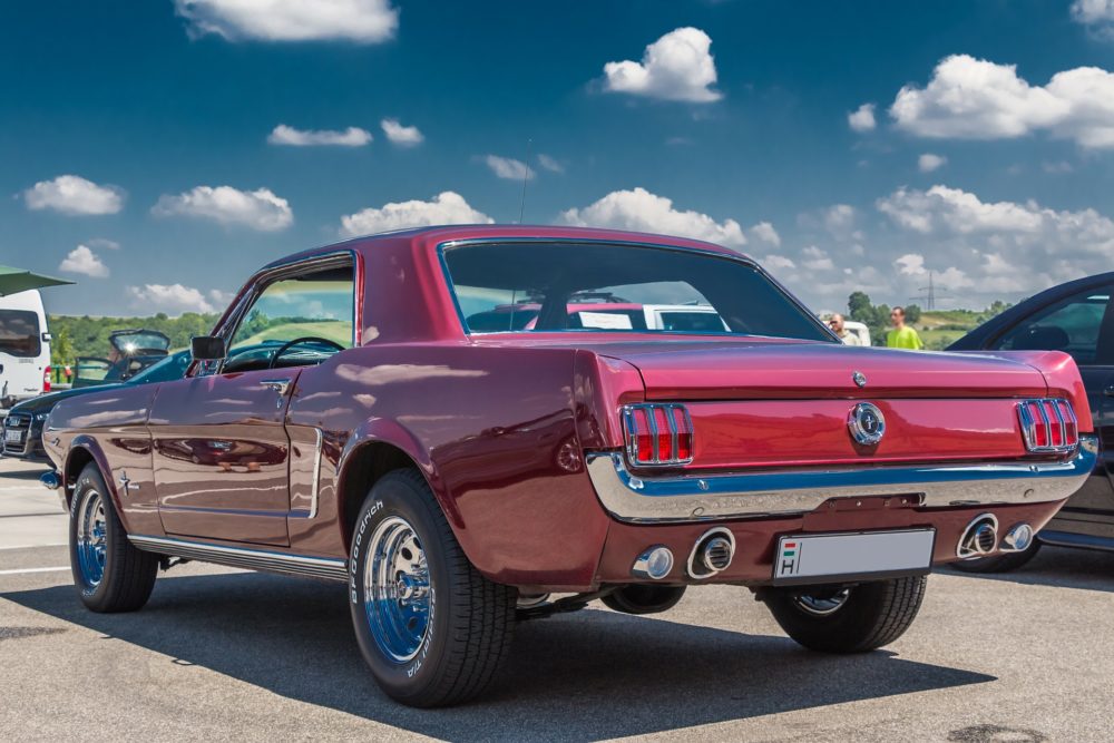 Ford mustang rouge