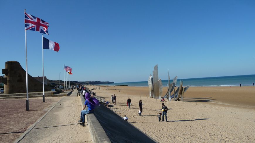 Omaha beach le long de la Manche