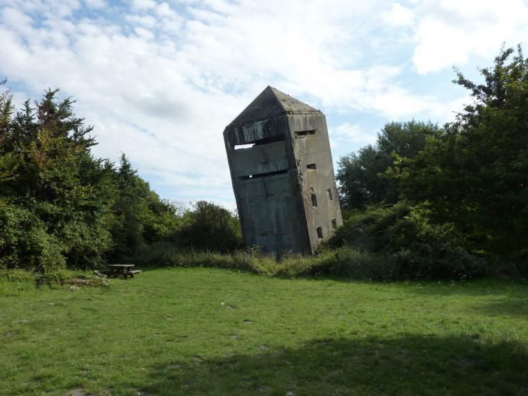 Tour penchée